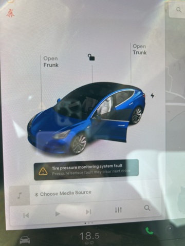 1351323-33 Tesla Model 3 Long Range AWD, 440hk -2019