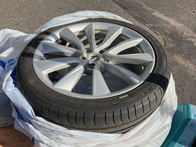 1351323-48 Tesla Model 3 Long Range AWD, 440hk -2019