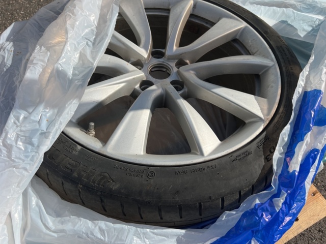 1351323-50 Tesla Model 3 Long Range AWD, 440hk -2019