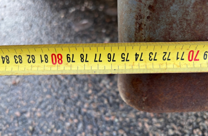 1422202-11 Redskapsbärare EL Nimos Posi-trac med vikplog och sandspridare