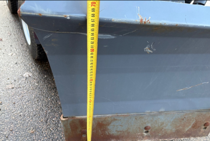 1422202-12 Redskapsbärare EL Nimos Posi-trac med vikplog och sandspridare