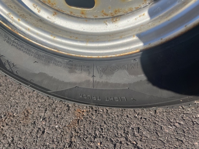 1395668-10 Skåpsläp Sävsjösläpet SSLV 1100 4 (Reparationsobjekt)