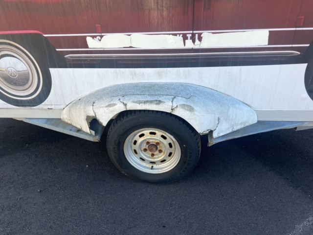 1395668-13 Skåpsläp Sävsjösläpet SSLV 1100 4 (Reparationsobjekt)