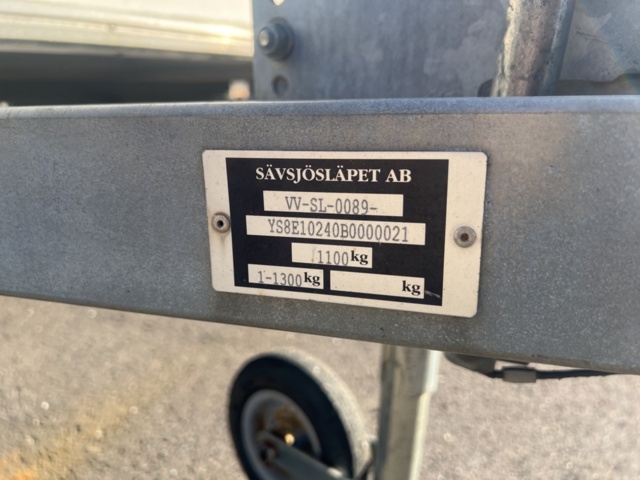 1395668-15 Skåpsläp Sävsjösläpet SSLV 1100 4 (Reparationsobjekt)