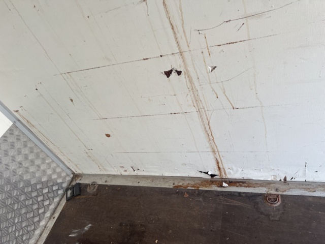 1395668-27 Skåpsläp Sävsjösläpet SSLV 1100 4 (Reparationsobjekt)