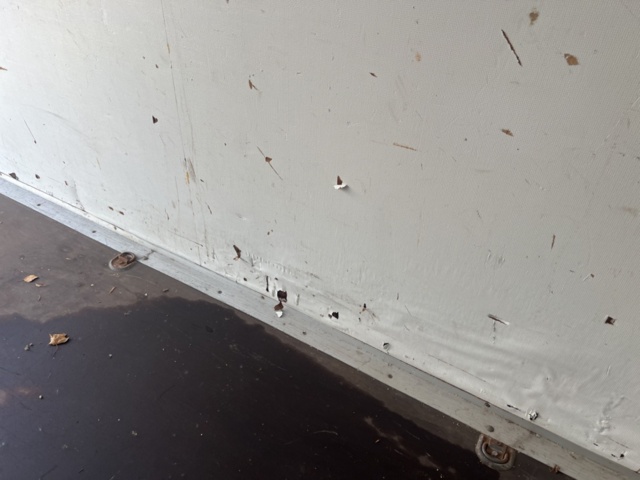 1395668-29 Skåpsläp Sävsjösläpet SSLV 1100 4 (Reparationsobjekt)