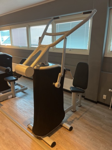 1277257-14 Intelligent gym / smartgym med 8 st gymmaskiner, HUB och tillbehör  - EGYM