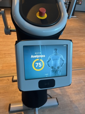 1277257-15 Intelligent gym / smartgym med 8 st gymmaskiner, HUB och tillbehör  - EGYM