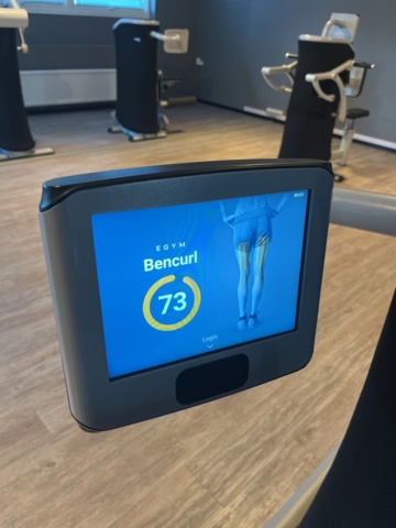 1277257-35 Intelligent gym / smartgym med 8 st gymmaskiner, HUB och tillbehör  - EGYM