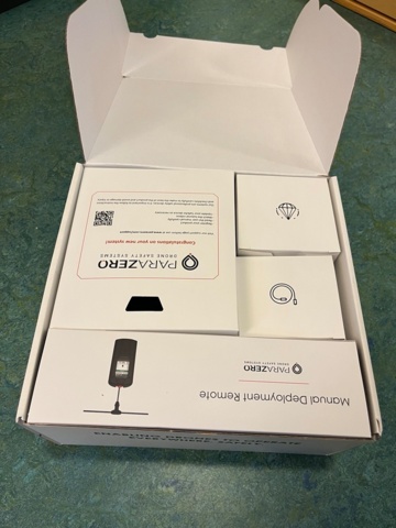 1143469-2 Nytt/oanvänt fallskärmssystem med tillbehör för drönare - ParaZero SafeAir M-300 Pro