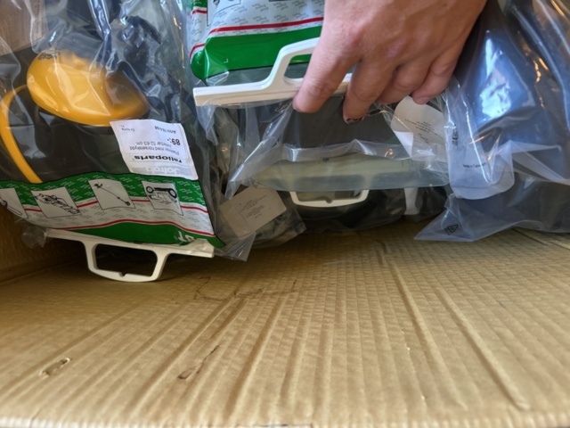 1383261-5 Plastvisir med hörselkåpor