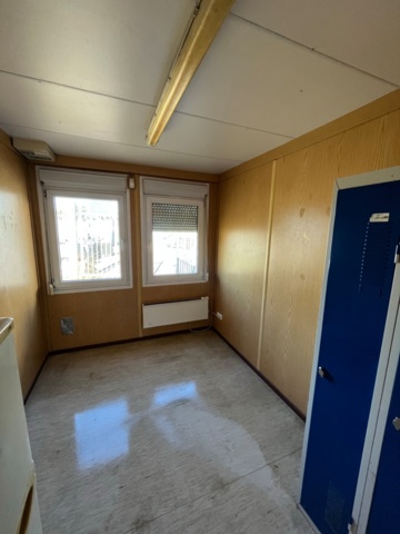 1421557-9 20” containerbod isolerad, dusch, wc