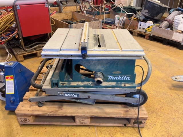 1421559-3 Bordsåg Makita 2704