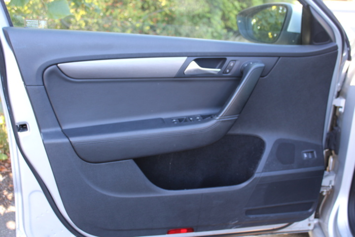 1418843-25 Volkswagen Passat Variant 2.0 TDI DPF BMT 4Motion DSG Sekventiell, 170hk, 2013