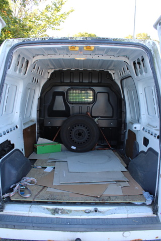 1421058-19 Ford Transit Connect LWB 1.8 TDCi 2013 (endast 7149 mil)