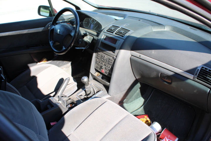 1421059-9 Peugeot 407 SW 2.0 Manuell, 136hk, 2005 (Reparationsobjekt)