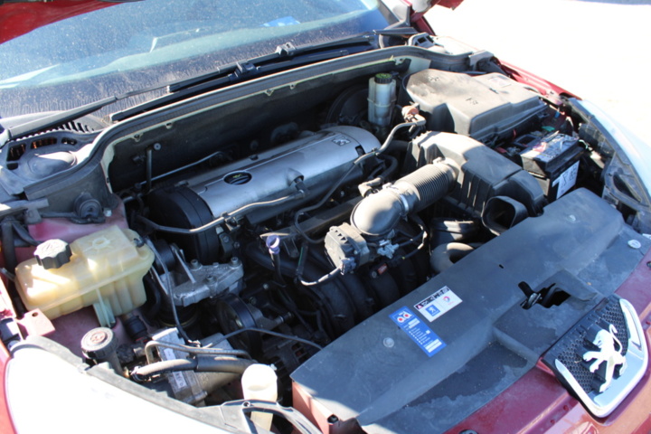 1421059-17 Peugeot 407 SW 2.0 Manuell, 136hk, 2005 (Reparationsobjekt)