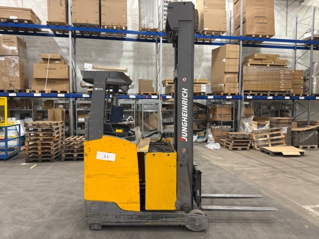 1425316-1 Reach truck Jungheinrich ETV 216