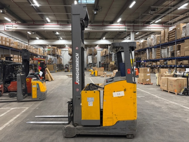 1425316-3 Reach truck Jungheinrich ETV 216