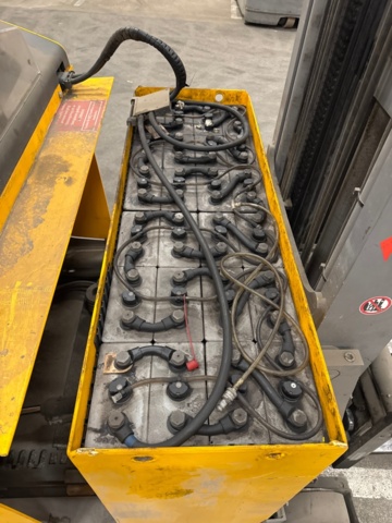 1425317-7 Reach truck Jungheinrich ETV 216