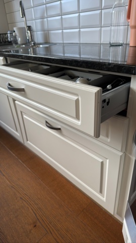 1425659-8 Komplett kök från Puustelli