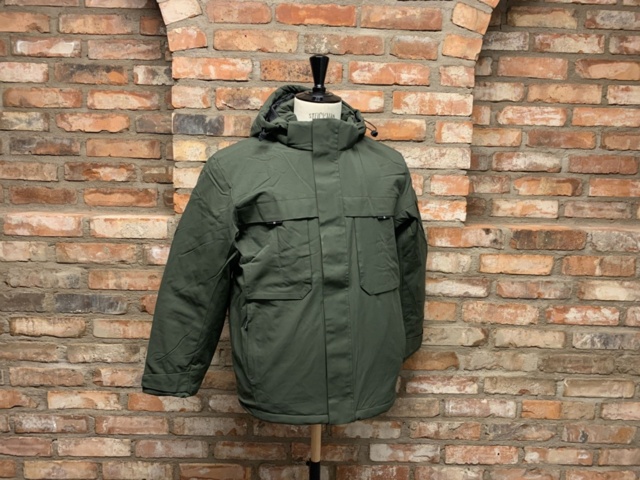 1425469-1 Batteridriven värmejacka, strl M