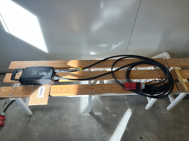 1423905-2 Elbilsladdare C-Tek