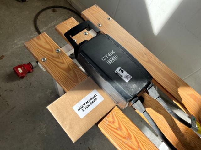 1423905-3 Elbilsladdare C-Tek