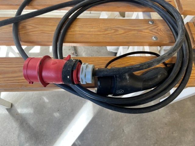 1423905-4 Elbilsladdare C-Tek