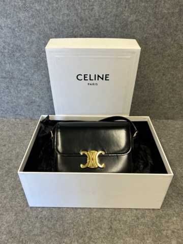 1367593-1 Axelremsväska - Celine