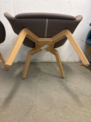 1204826-2 2st Skandiform Deli by Kinnarps fåtöljer grå Del - 2023