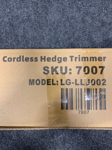 1424700-4 Sladdlös häcksax med 21V litiumbatteri