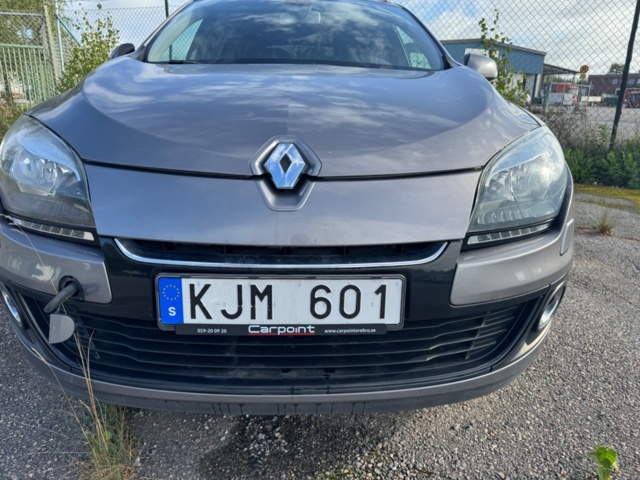 1199622-7 Renault Mégane Grandtour 1.5 dCi EDC, 110hk, 2013 (Reparationsobjekt)