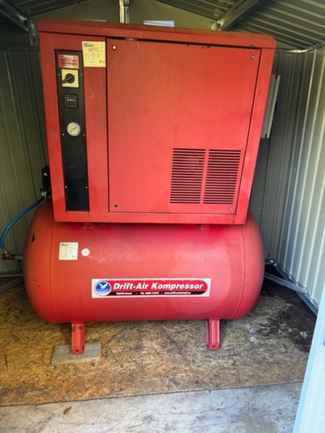 1199632-1 *UPPDATERAT* Kompressor