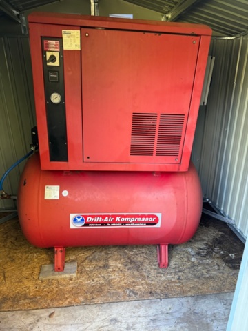 1199632-2 *UPPDATERAT* Kompressor