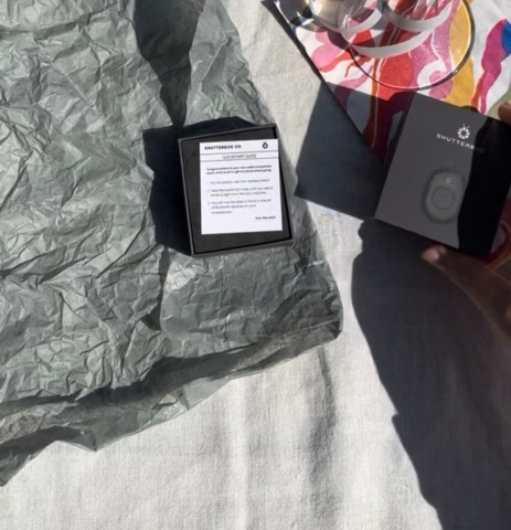 1425871-14 Shutterbug, 4590 st – premium Bluetooth-fjärrkontroller & selfiesticks