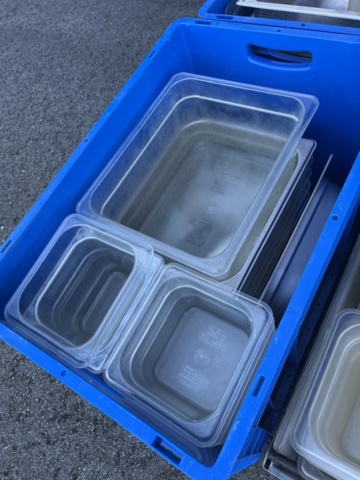 1296786-5 Kantiner blandat plast och rostfritt