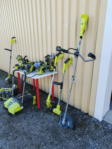 1331931-4 Stort Ryobi paket