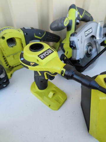 1331931-20 Stort Ryobi paket