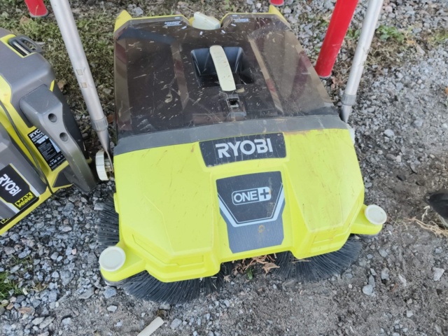 1331931-48 Stort Ryobi paket