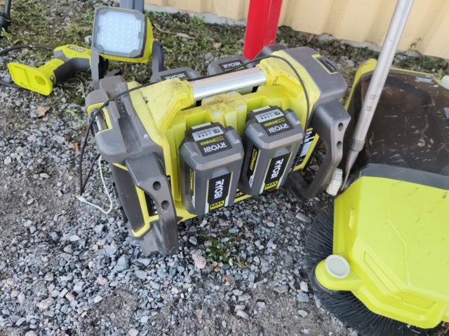 1331931-50 Stort Ryobi paket