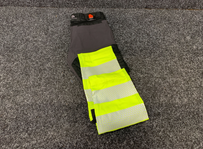 1426125-2 Byxa L.Brador 1073PB, Strl 48