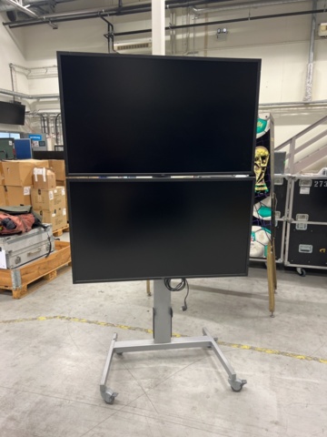 1395711-1 Monitors 2 pcs on stand - NEC MultiSync X552S