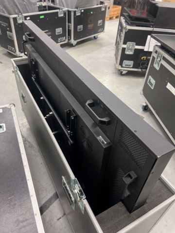 1395714-3 Skärm - Dynascan