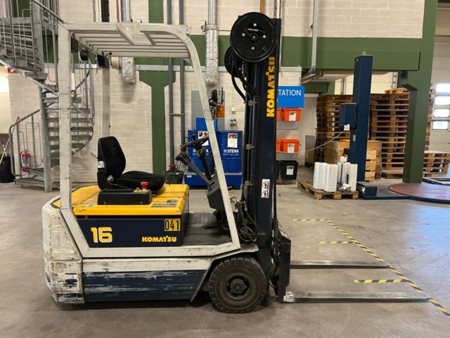 1427345-11 Eltruck Komatsu FB16M-2E