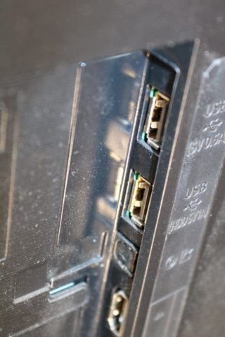 1416601-11 TV 75 inch Samsung QE75 with home theater system