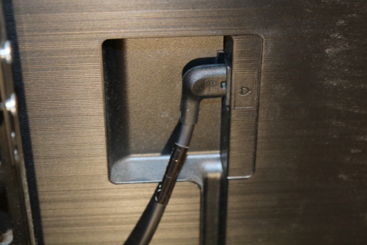 1416601-14 TV 75 inch Samsung QE75 with home theater system