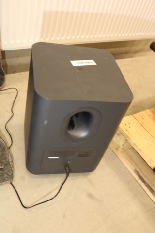 1416601-15 TV 75 inch Samsung QE75 with home theater system