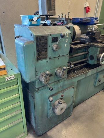 1427342-5 Svarv Famot