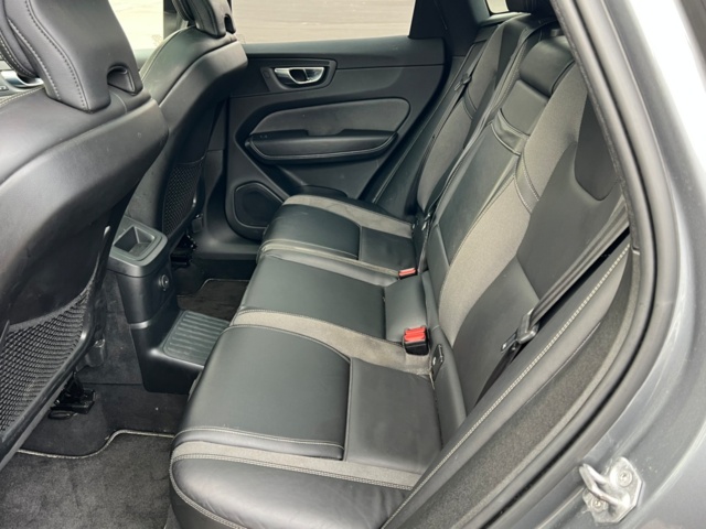 1422210-10 Volvo XC60 T8 AWD Recharge Geartronic, 392hk, 2021